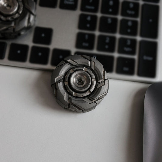 Precision Kinetic Desk Toy | Premium Metal Focus Spinner