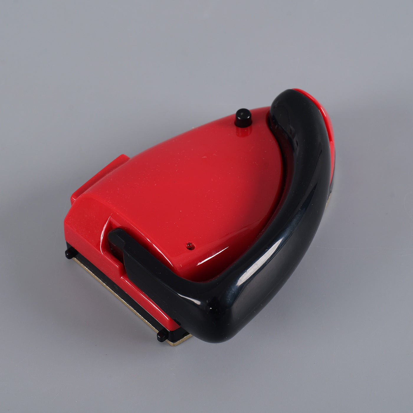 The Mighty Mini Foldable Iron ✈️🎨 | Portable Travel & Crafting Iron (Dual Voltage)