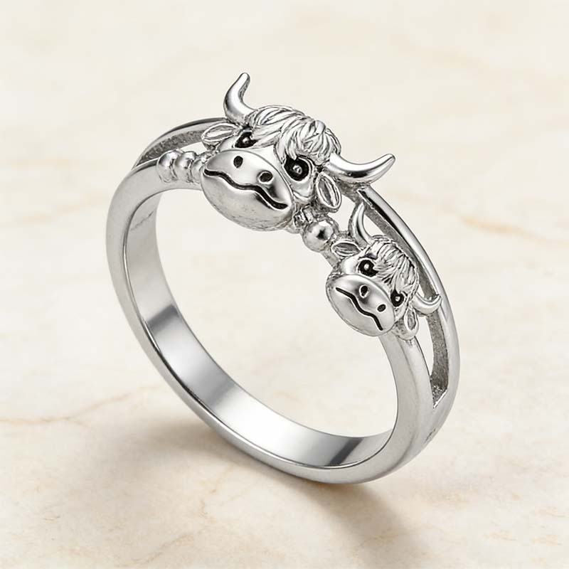 🔥LAST DAY 49% OFF - 💕 ✨ Handcrafted Highland Cow 925 Sterling Silver Adjustable Ring